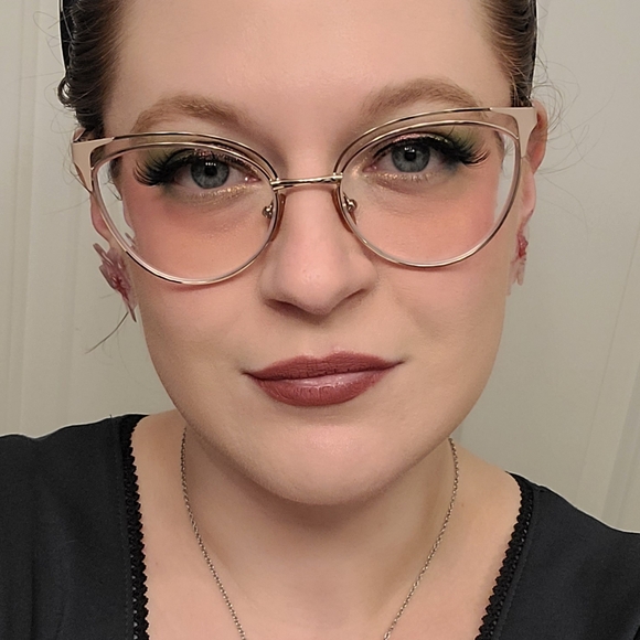 Meet your Posher, Margaret - Picture 1 of 1